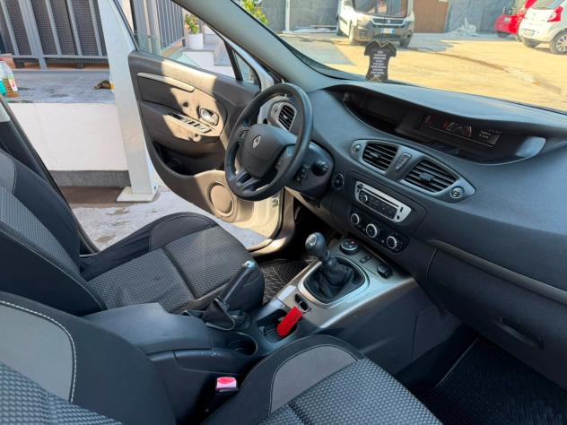 Renault Scenic Scic XMod Cross 1.5 dCi 110CV Start&Stop Energy - Foto 9