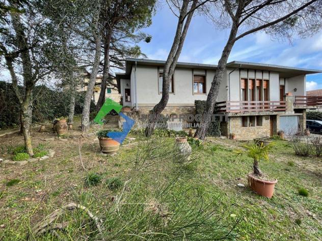 Villa indipendente con giardino a due passi dal Centro storico di Castellina in Chianti (Si). - Foto 3
