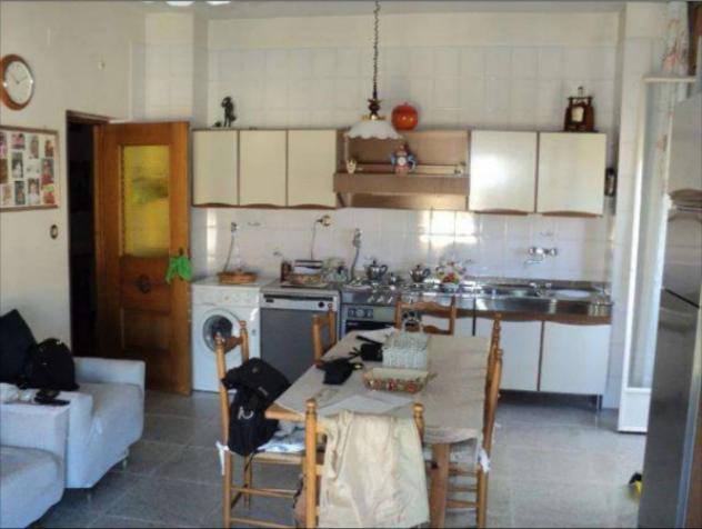 Immobile in asta di 121 m² con più di 5 locali in vendita a Cosenza - Foto 2
