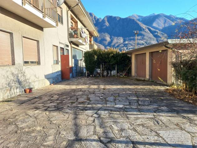 V000534 - CASA INDIPENDENTE, CON GIARDINO, GARAGE E MAGAZZINI - Foto 5