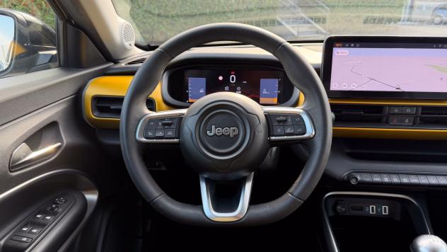 Jeep Avenger Avenger 1.2 turbo Summit fwd 100cv - Foto 8