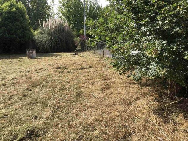 Terreno edificabile in Vendita in zona CASCINA PAESE con giardino