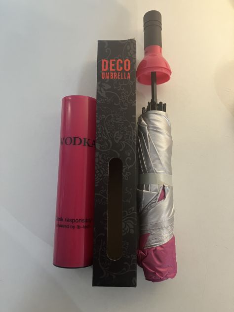 Ombrello a forma di bottiglia di Vodka - Fucsia - Foto 3