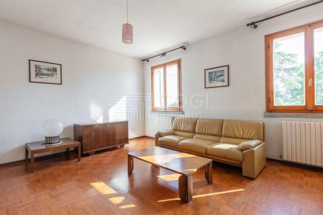 GRANDE PROPRIETÀ INDIPENDENTE CON AMPIO LOTTO ESTERNO - Foto 8