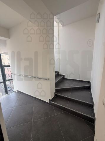 APPARTAMENTO di 3 vani e di 75 mq (MESSINA) rif. 2VS 18237 - Foto 17