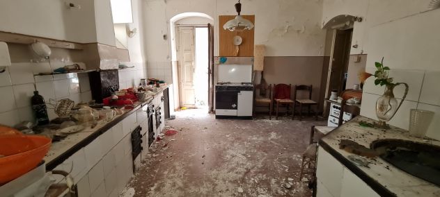 MONTEROSSO ALMO centro Palazzetto padronale indipendente con frantoio e giardino - Foto 3