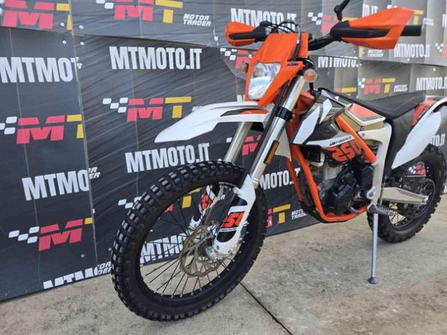 KTM Freeride cc 250 Video 360 rif. 23980204 - Foto 3