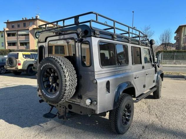LAND ROVER - Defender - 110 2.5 Td5 S.W. SE - Foto 6