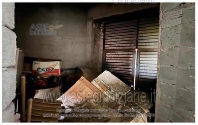 IMMOBILI-IMMOBILE RESIDENZIALE-Via Stazione 21-27 Frazione Guardia - Foto 3