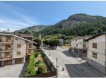 ENTRACQUE: Casa con 3 appartamenti