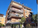 Comodo trilocale doppia esposizione al Monte Mario