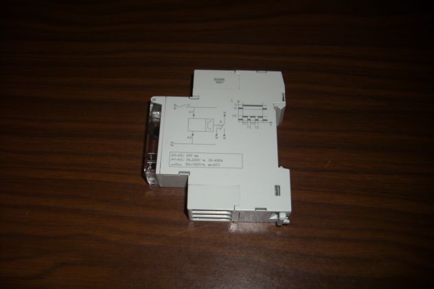 RELE TEMPORIZZATO SCHNEIDER ELECTRIC - Foto 3