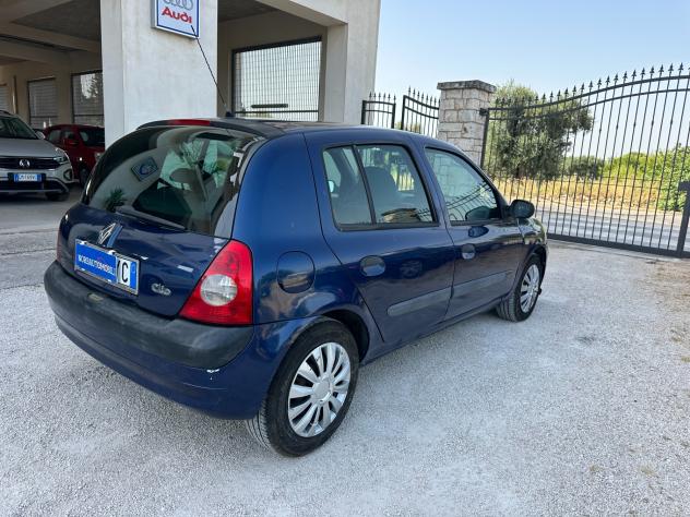 Renault Clio 1.5 dCi 65CV 5PT A/C - Foto 9