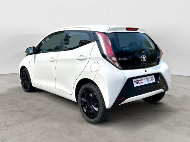 Toyota Aygo 1.0 VVT-i x-cool - Foto 2