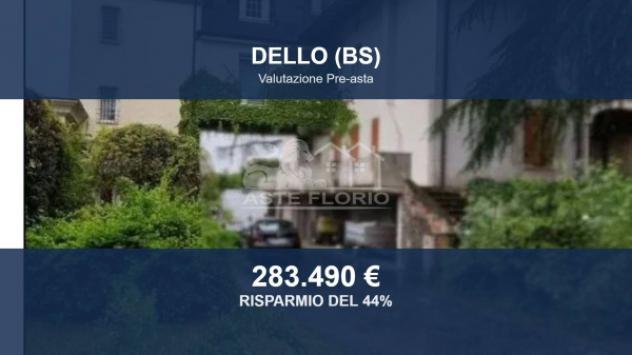 Immobile in asta di 349 m² con più di 5 locali in vendita a Dello