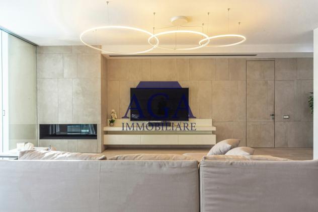 APPARTAMENTO di 4 vani e di 135 mq (SUSEGANA) rif. AR99_5 - Foto 17