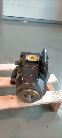 Pompa per mietitrebbia New Holland CX6080