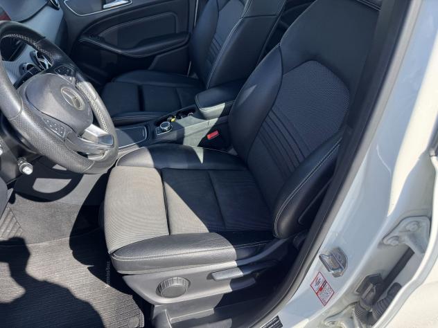 Mercedes-Benz Classe B B 200 d Automatic Sport - Foto 9