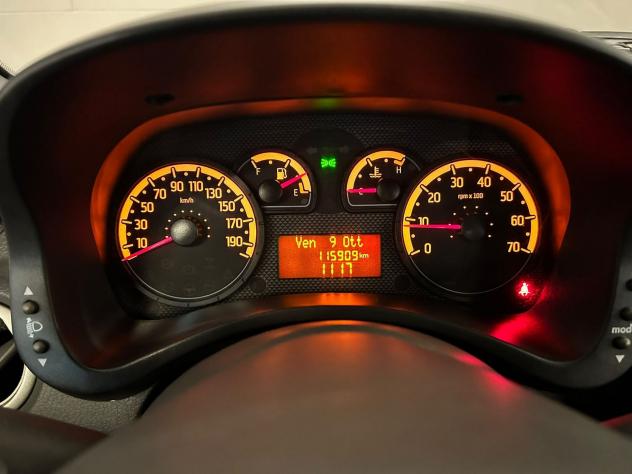 FIAT Panda Panda 1.3 mjt 16v Cross 4x4 75cv - Foto 8