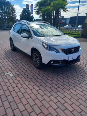 Peugeot 2008 PureTech 82 Allure - Foto 2