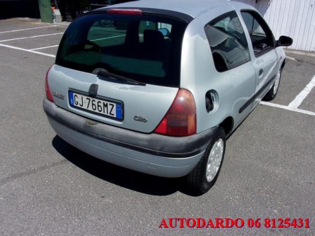RENAULT Clio 1.1i cat 3 porte UP Aria rif. 24034552 - Foto 5