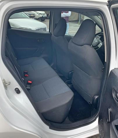 Toyota Yaris Yaris 1.3 5 porte Lounge - Foto 7