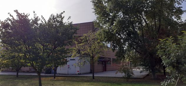 A Castilenti (TE), in C.da Cancelli, zona ind., affittasi o vendesi immobile.... - Foto 2