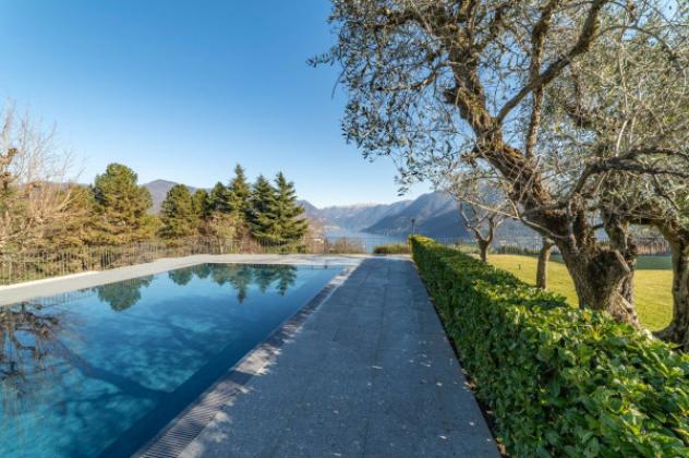 Appartamento di 100 m² con 5 locali in vendita a Como - Foto 2