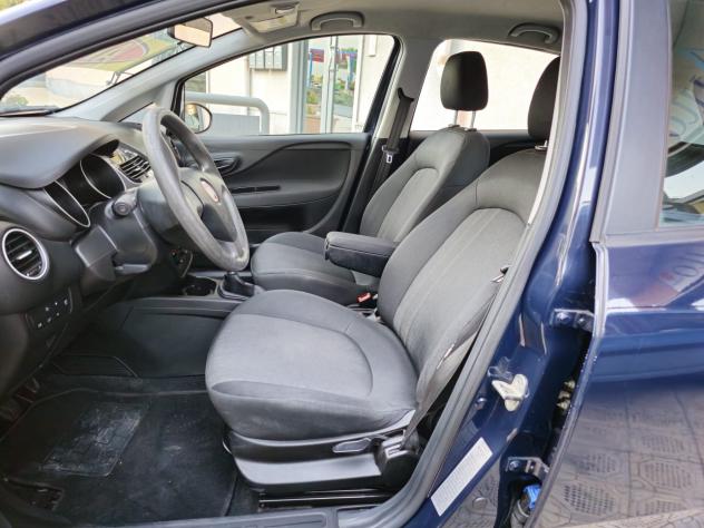 Fiat Punto 1.4 8V 5 porte Easypower Street - Foto 7