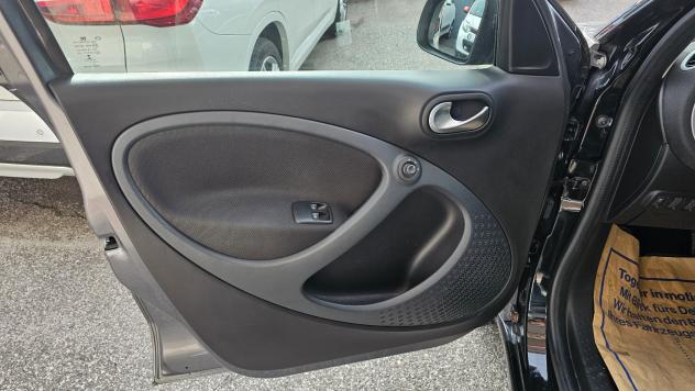 Smart ForFour 90 0.9 Turbo twinamic Passion TAGL UFF NAV ANDROID CERCHI 16 - Foto 7