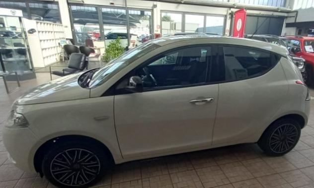 LANCIA Ypsilon 1.2 69 CV 5 porte Gold rif. 23257888 - Foto 3