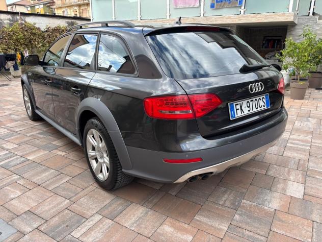 Audi A4 allroad 2.0 TDI .gasolio & GPL .4x4 2011 - Foto 5