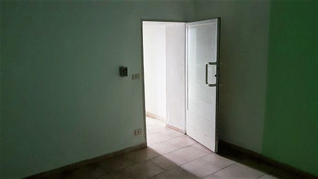 Magazzio in pieno centro storico - Foto 6