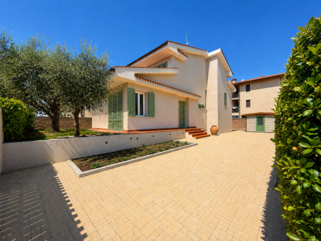 Casa singola in vendita a Uliveto Terme - Vicopisano 200 mq Rif: 1426114