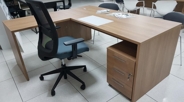 postazione arredo ufficio nuovo imballato