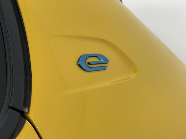 Peugeot e-208 Active Pack e 136cv - Foto 4
