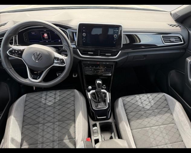 Volkswagen T-Roc 2.0 TDI SCR 150 CV DSG R-Line - Foto 10