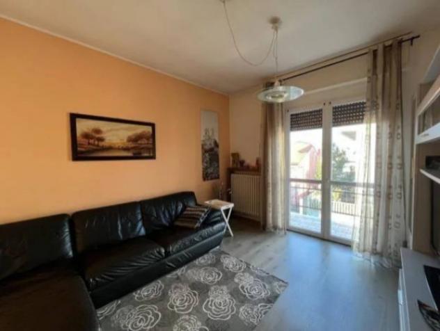 Immobile in asta di 303 m², box auto in vendita a Lainate - Foto 5