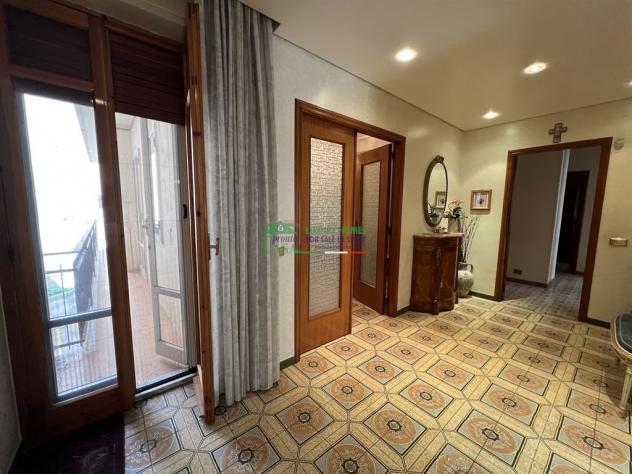 Rif. 9879 | Ampio e curato appartamento con ascensore in zona Risorgimento, Ragusa - Foto 2