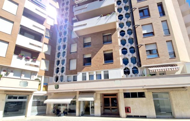 Locale commerciale a Livorno