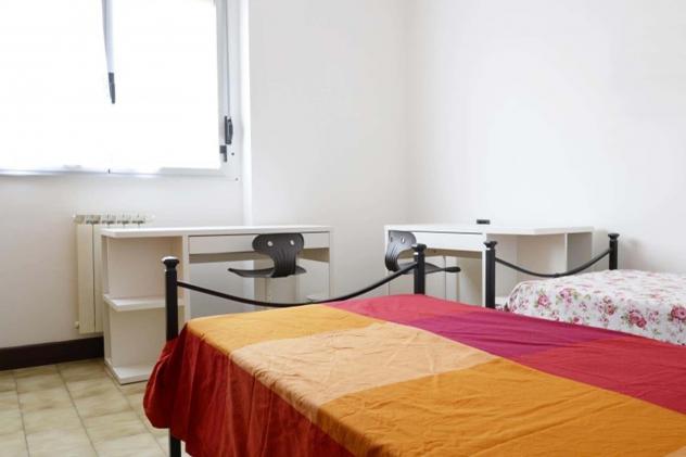 via lodovico il moro 125 shared room d4 - bed a - Foto 2