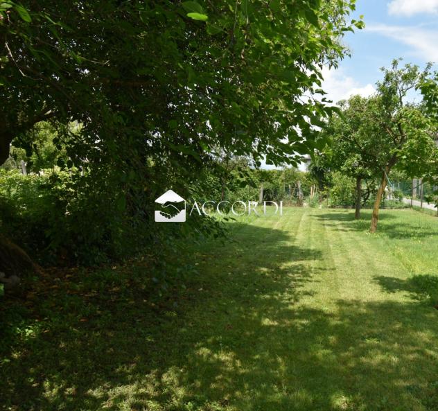 Rustico in Comune di Godega di Sant'Urbano in località Pianzano.