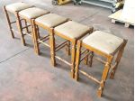 set di sgabelli usati