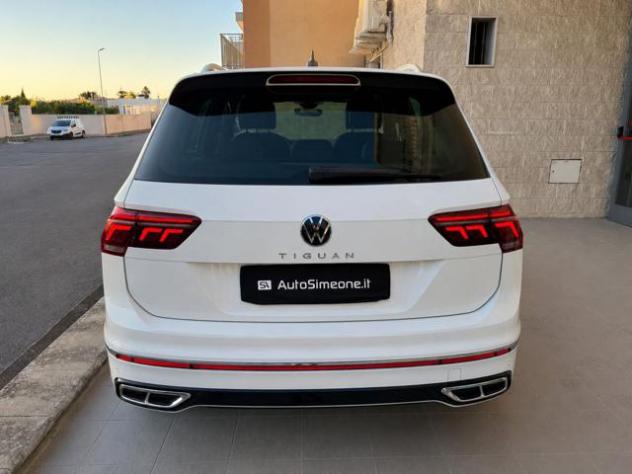 VOLKSWAGEN Tiguan 2.0 TDI 150 CV SCR DSG R-Line LUCI AMBIENTE rif. 23947271 - Foto 6