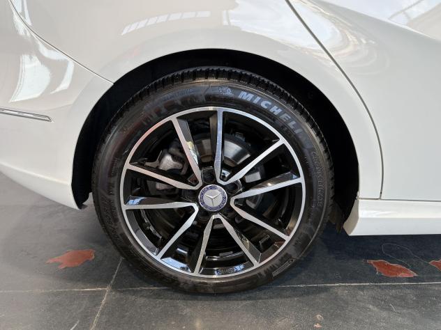 Mercedes-Benz Classe B B 180 CDI PREMIUM - Foto 9