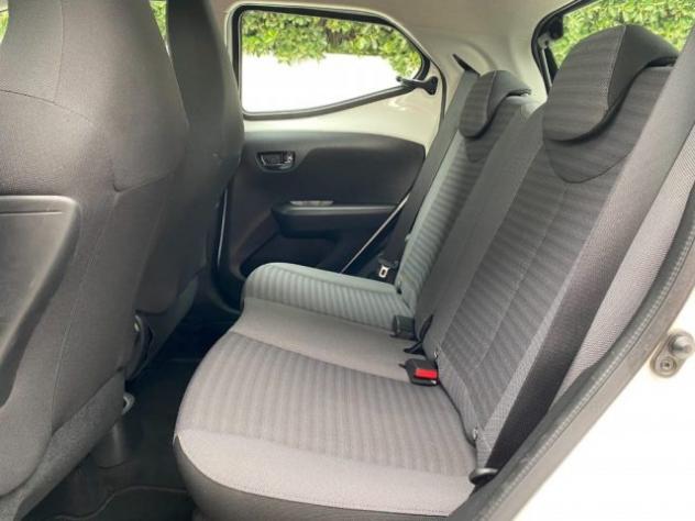 TOYOTA Aygo Connect 1.0 VVT-i 72 CV 5p x-play rif. 20379242 - Foto 10