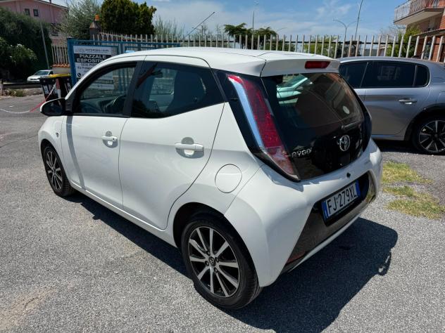 Toyota Aygo UNICO PROPR. 1.0 AUTOM. - Foto 6