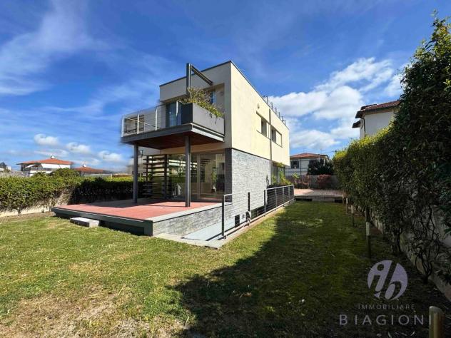 Villa in vendita a Lido di Camaiore - Camaiore 270 mq Rif: 1405603 - Foto 3