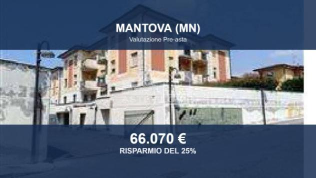 Immobile in asta di 83 m², box auto in vendita a Mantova