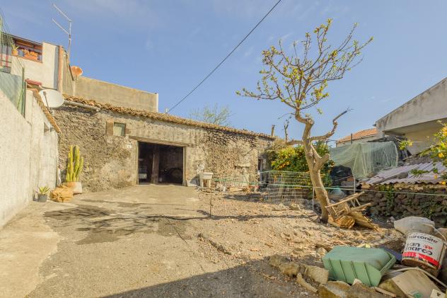 Rustico in vendita a Belpasso